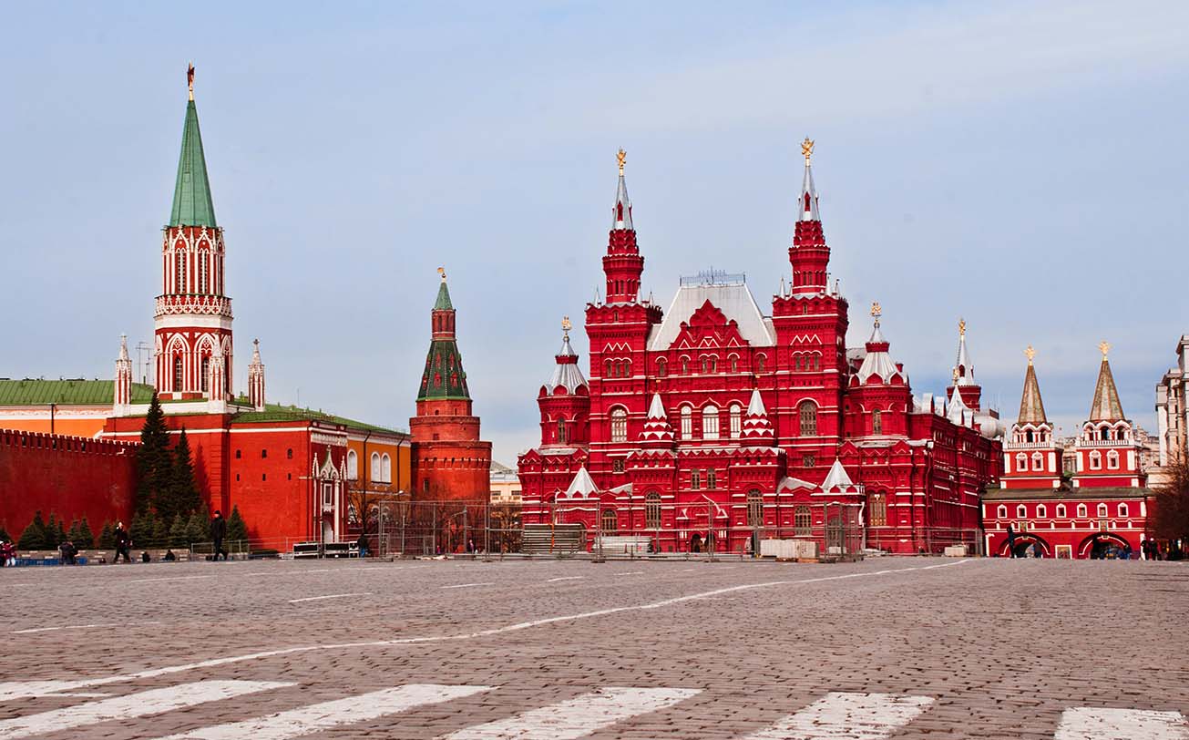 Red Square Exploration: A Must-Include Stop on Your Moscow Itinerary